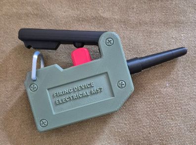 C4 , electrical m57 detonator. Prop/ replica.