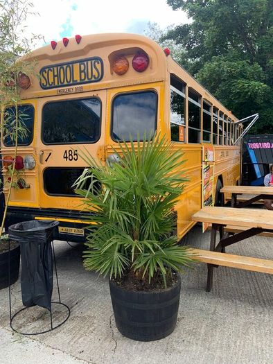 Fully Equipped American School Bus  Static Food/B