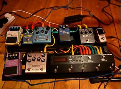 Guitar pedal clearout