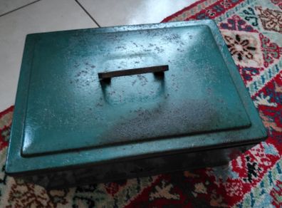 Vintage green metal cash box with key