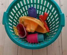 sand and water toys