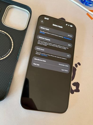 iPhone 16 Pro Max Unlocked + Pitaka