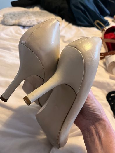 Roland Cartier heels