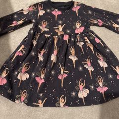dress size 2-3 years