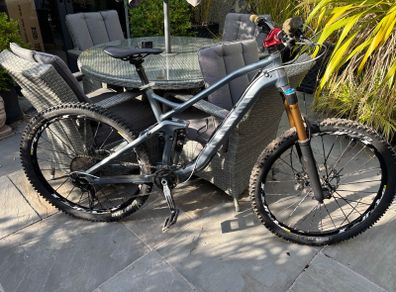 Canyon Strive Size Large
