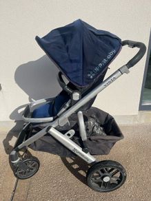 Uppababy Vista buggy with bassinet