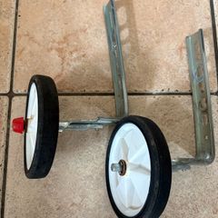 Stabilisers for bike