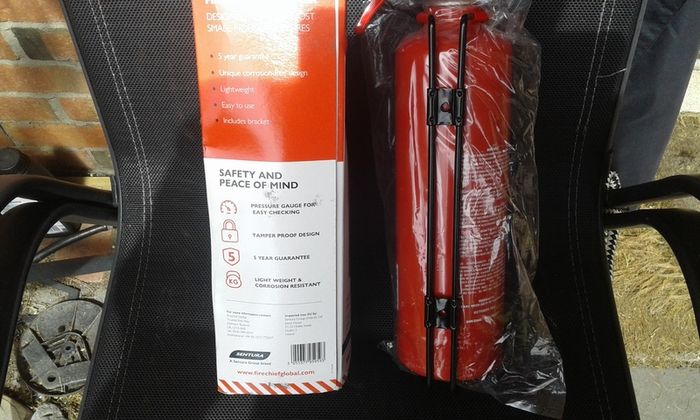 Powder Fire Extinguisher 1Kg Class A, B & C Household ,Marine or Car. perfect for Track day, European travel, Charging your electric bike or battery indoors !