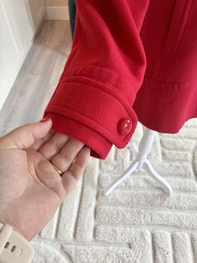 Reduced Ladies Fully Lined Red Coat from Dunnes Stores. Size UK 14 / EU 42
