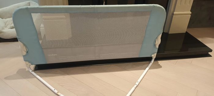 Kids bed rail/guard