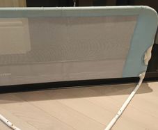 Kids bed rail/guard