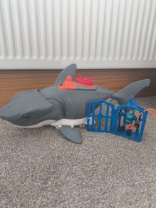 Imaginext mega bite shark and diver