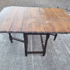 Vintage Table & Chairs