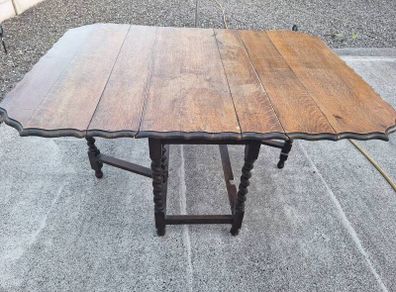 Vintage Table & Chairs