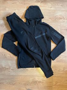 Nike Tech Tracksuit