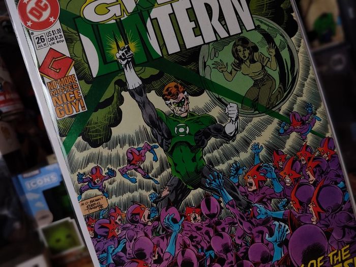 Green Lantern ! Issue #26 ! Attack of the Starlings ! 1992 ! by DC Comics !