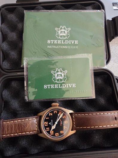 bronze pilot watch Steelflier by Steeldives