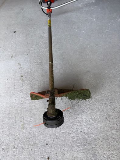 Husqvarna 129R Strimmer