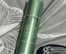 Kayali yum pistachio all over body spray