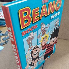 The Beano Book 1999  Near Fine Condition