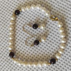 Pearl matching set