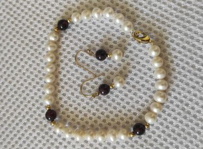 Pearl matching set