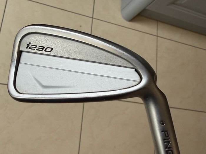 Ping i230 Irons / 5-Pw / Project X Ls 6.0 120g Stiff / Black Dot