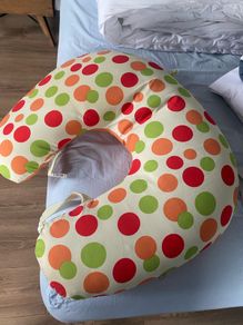 feeding pillow