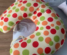 feeding pillow