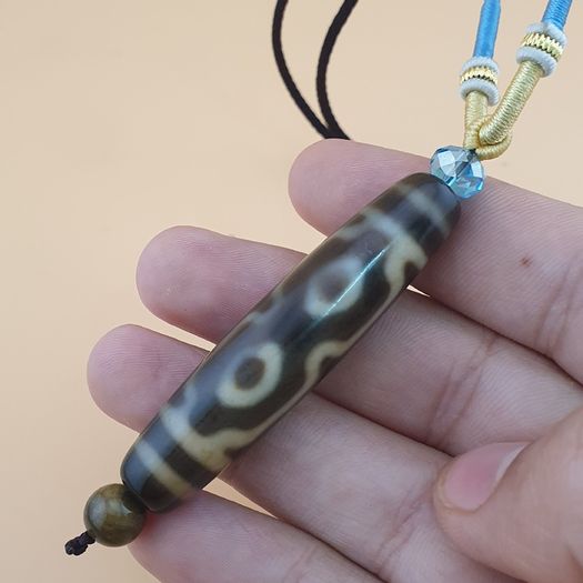 Vintage 4 Eyes Unique Pattern Himalayan Tibetan Agate Dzi Bead Amulet