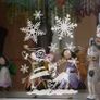 104 Static Snow Flakes Stickers Merry Christmas Snowflakes Window Clings for Xmas Window Display - Static PVC Stickers (FREE POSTAGE) Image 4