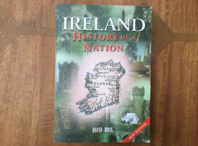 Ireland - History of a Nation.- Reduced