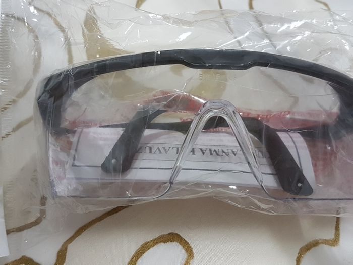Eye Protector / Safety Glasses