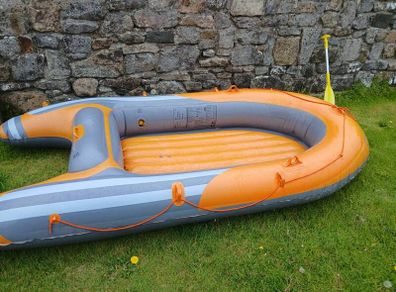 Inflatable recreational boat