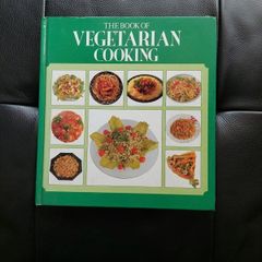 The Book of Vegetarian Cooking - Ted Smart - hardback - 1991