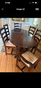 mahogony table & 6 chairs