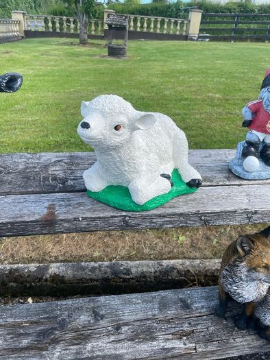 garden ornaments