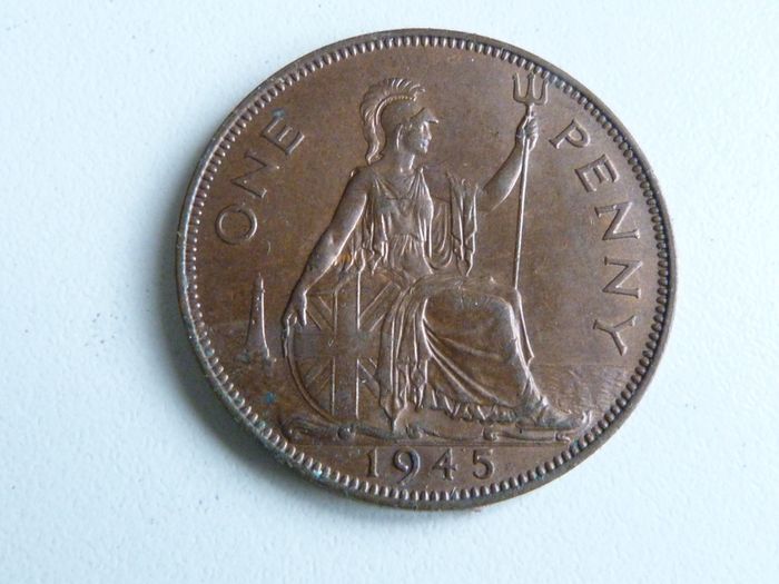 Excellent 1945 penny