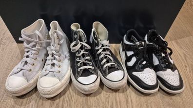 Girls Converse shoes size UK2 (eu 34)