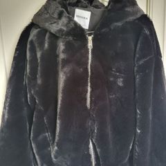 cropped black fluffy/velvet jacket