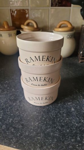 Cream Ceramic Ramekin Bowls x3