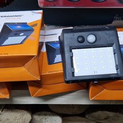 Solar Wall Light with PIR Sensor x4