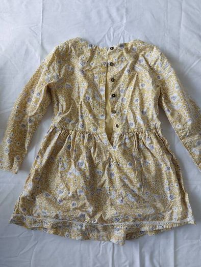 Young girls dress bundle age 4