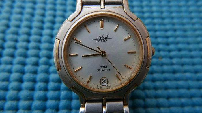 A&S 30 M Swiss Quartz Watch (fresh battery)