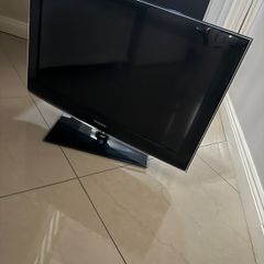 Free 32-inch Tv