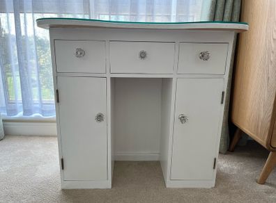 Small dressing table