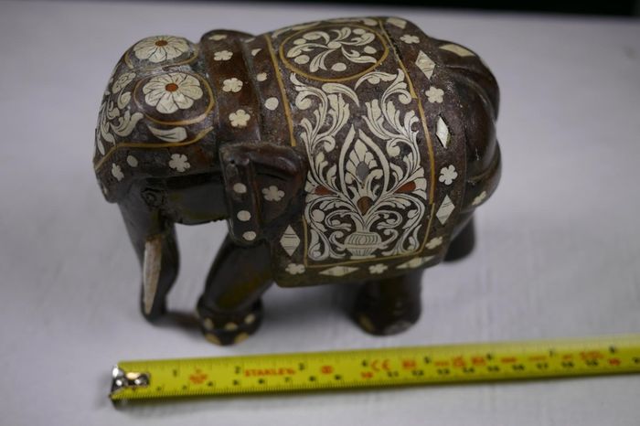 ornaments and figurines