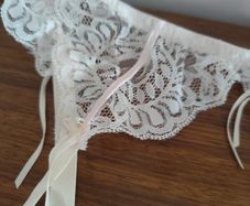 New Garter Belts Vintage Exquisite Form
