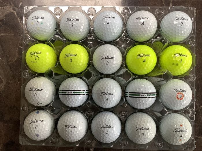 Titleist AVX golf balls (20)
