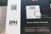 EPH controls R27 HW 2 zone wireless heating programmer brand new still in box never opened
